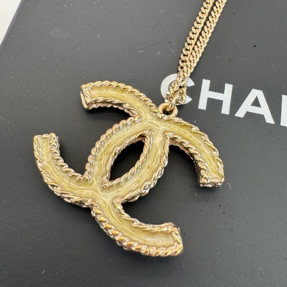CHANEL Large Rhinestone Paved Gold and Silver Crystal Pendant Necklace - Picture 4 of 16
